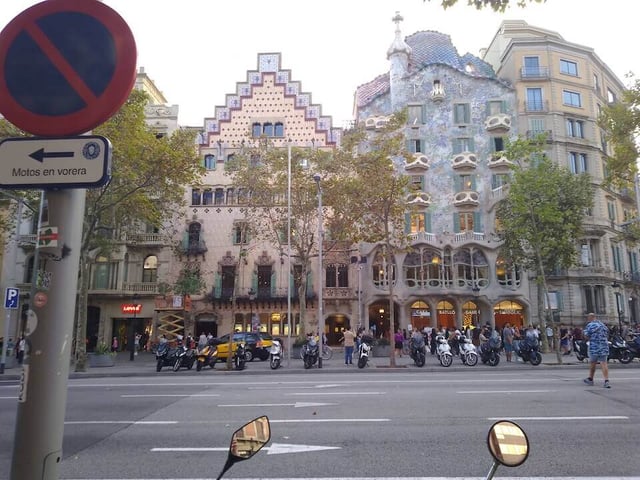 Casa Battlo and the Gaudi Museum