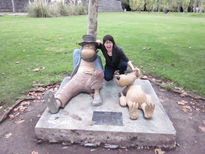 CAPAStudyAbroad_BuenosAires_Spring2016_From_Liz_Hendry_-_Me_with_the_statues_of_famous_Argentine_cartoon_characters.jpg