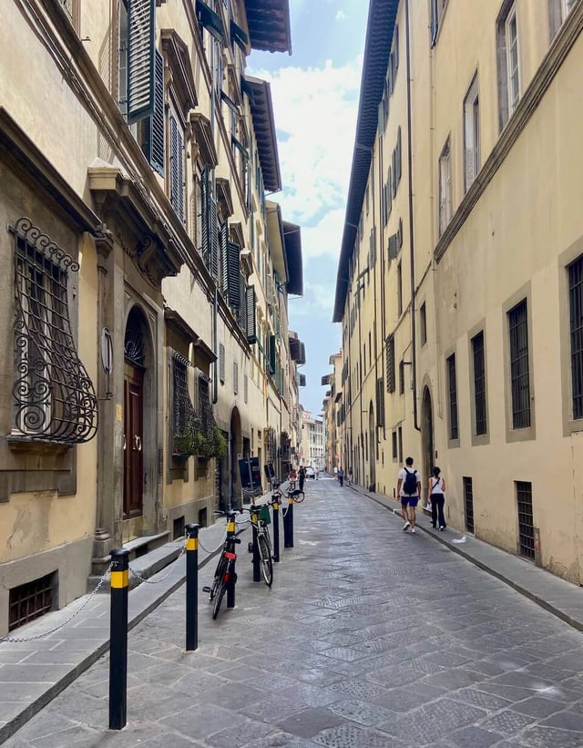 Walking to the CAPA center through the streets of Florence