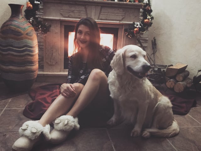 CAPAStudyAbroad_Sydney_Fall2017_From Hanna Okhrimchuk - At Home with Her Dog.jpg
